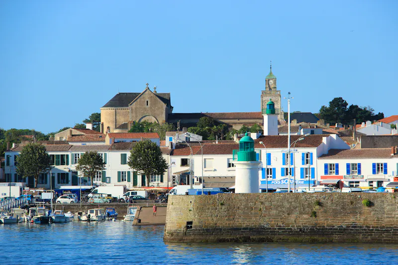 Der Hauptort Port-Joinville auf der Atlantikinsel Île d'Yeu - &copy;d_e_r_i_c - stock.adobe.com