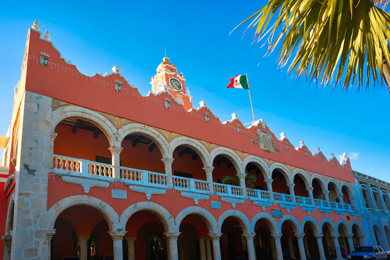 Rathaus von Mérida - &copy;lunamarina - stock.adobe.com