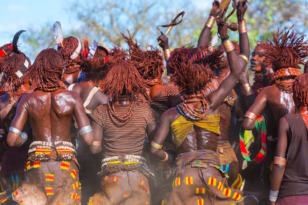 Volk der Hamar im Omo-Tal &ndash; &copy; JUAN CARLOS MUNOZ - stock.adobe.com