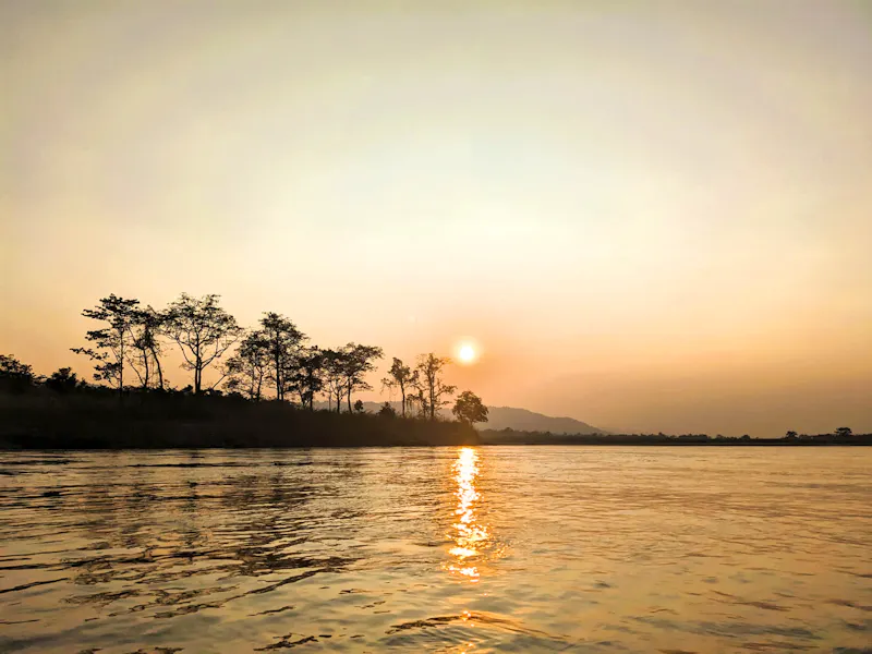 Bootsfahrt im Chitwan Nationalpark - &copy;Teresa Rumpel - Eberhardt TRAVEL