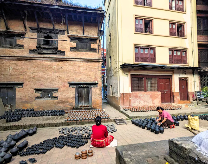 Töpferei in Bhaktapur, Kathmandu - &copy;Teresa Rumpel - Eberhardt TRAVEL