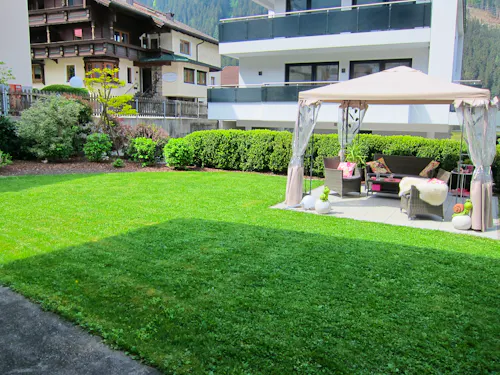 Gästehaus Valentina Mayrhofen - Garten 2 &ndash; &copy; Gästehaus Valentina Mayrhofen