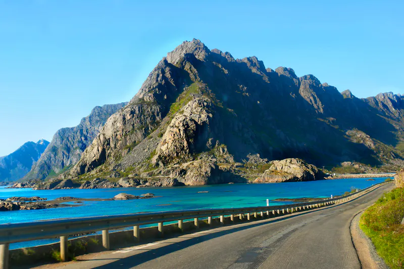 Panoramastraße auf der Insel Senja, Norwegen - &copy;Helena Bilkova - stock.adobe.com