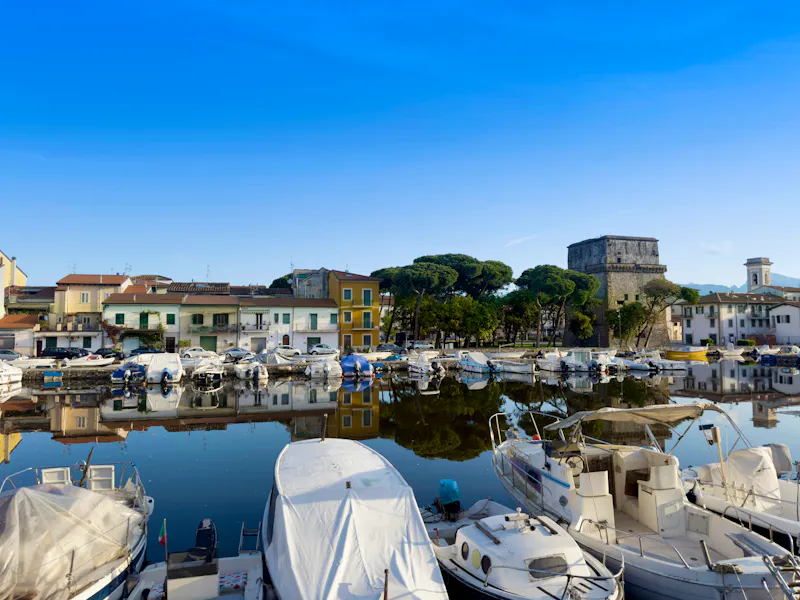 Matilde-Turm in Viareggio mit Blick auf den Kanal - &copy;fotografiche.eu - stock.adobe.com