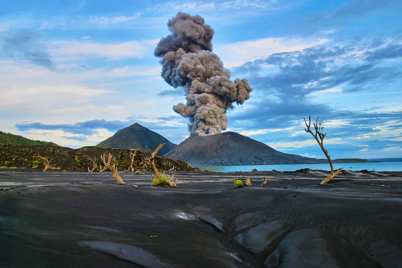 Vulkan Tavurvur in Papua-Neuguinea - &copy;meyblume - stock.adobe.com