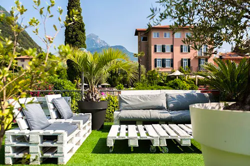 Hotel Canarino in Riva del Garda - Garten &ndash; &copy; Fabio Staropoli. www.fotofiore.com
