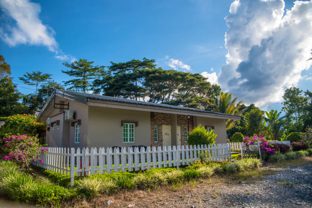 Sabah Tea Resort Cottage in Ranau, Malaysia - Standard Haus &nbsp;&ndash;&nbsp;&copy;&nbsp;hawding yahoo com