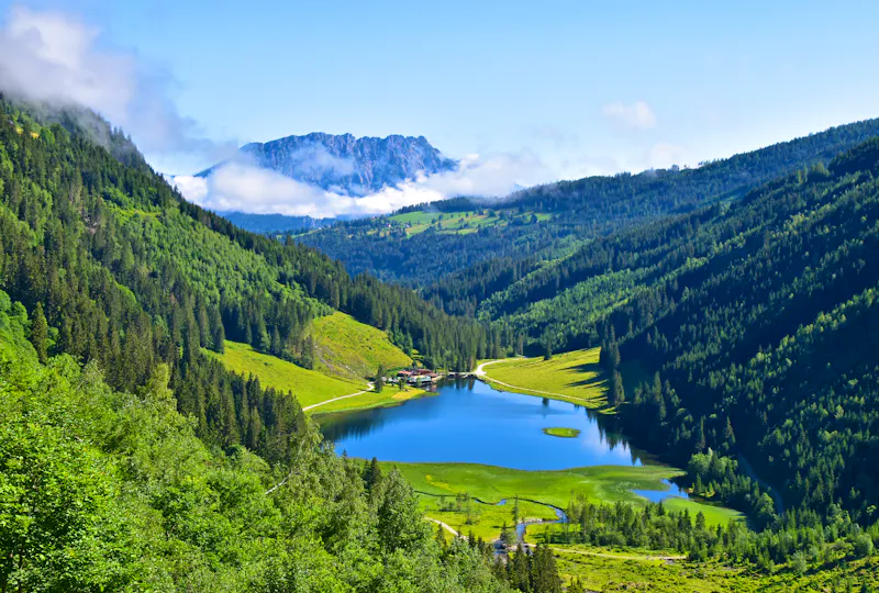 Steierischer Bodensee mit Kammspitz im Hintergrund - &copy;Michael - stock.adobe.com
