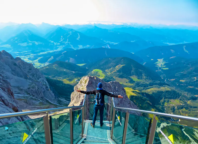 Skywalk auf dem Dachsteinmassiv - &copy;Chris - stock.adobe.com