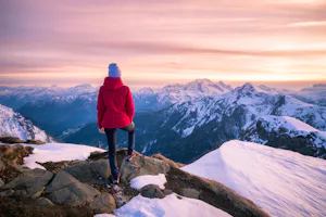 Winterwandern in den Dolomiten &ndash; ©den-belitsky - stock.adobe.com