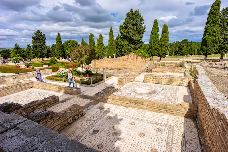 Ausgrabungsstätte Italica - römische Spuren in Andalusien - &copy;Tolo - stock.adobe.com