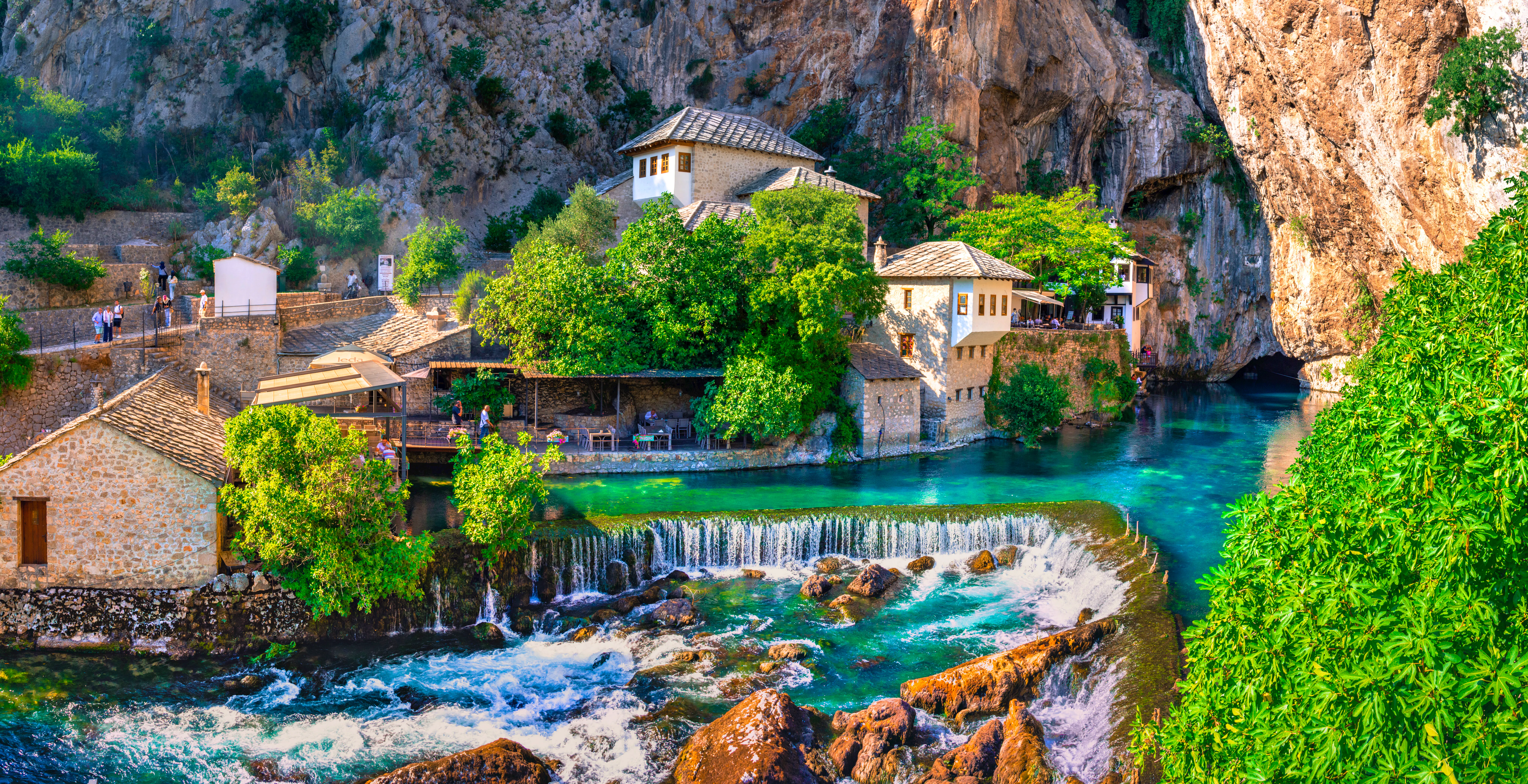 Fluss Buna in Blagaj, Bosnien-Herzegowina &ndash; &copy; gatsi - stock.adobe.com
