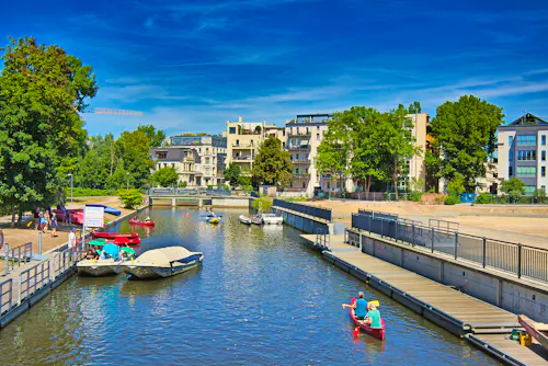 Wassertourismus am Stadthafen Leipzig &ndash; &copy; Mark Lämmchen  - stock.adobe.co