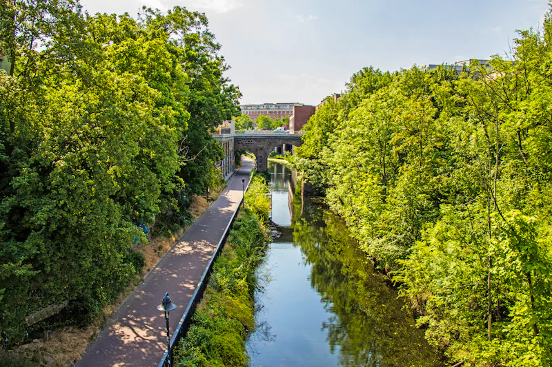 Wasserstadt Leipzig - Karl Heine Kanal - &copy;2199_de - stock.adobe.com