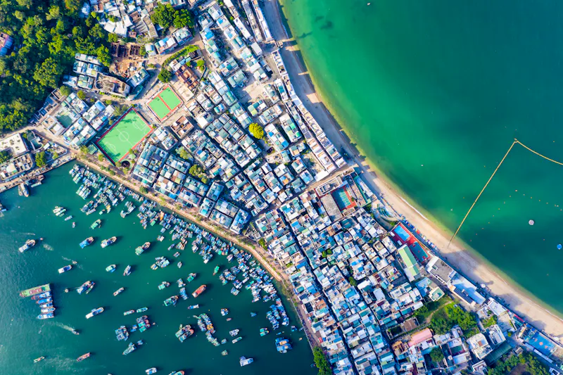 Insel Cheung Chau in Hong Kong  - &copy;Prism6 Production - stock.adobe.com