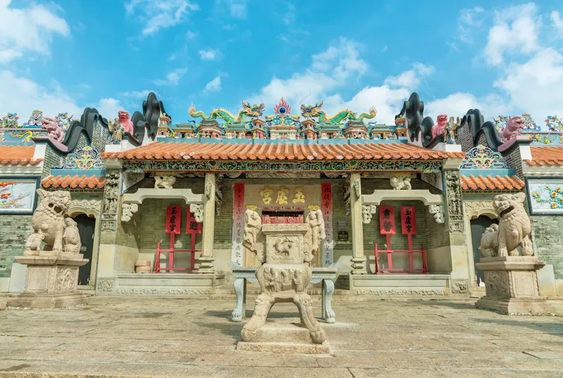 Pak-Tai-Tempel auf der Insel Cheung Chau in Hong Kong  - &copy;leeyiutung - stock.adobe.com