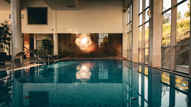Schwimmbad Hotel Bialy Kamien &ndash; &copy;Hotel Bialy Kamien