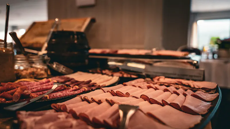 Buffet Hotel Bialy Kamien &ndash; &copy;Hotel Bialy Kamien