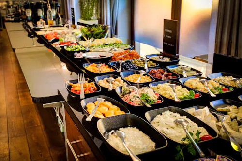 Buffet Hotel Bialy Kamien &ndash; &copy; Hotel Bialy Kamien