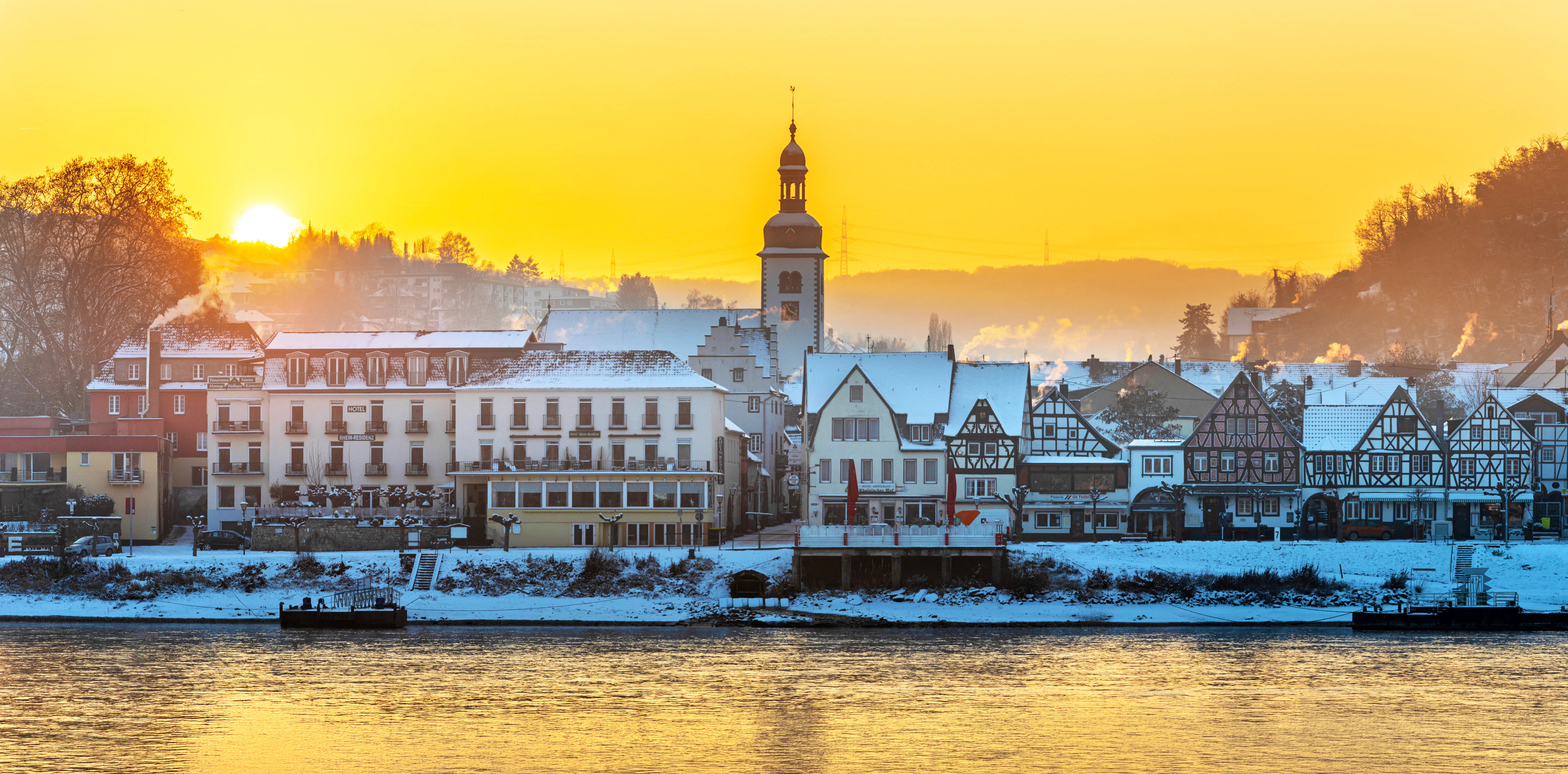 Bad Breisig im Winter Panorama &ndash; &copy; David Schartner - stock.adobe.com