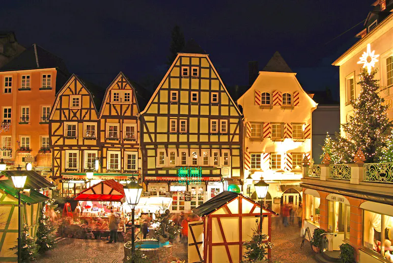 Weihnachtsmarkt in Linz am Rhein - &copy;BRASCHI - stock.adobe.com