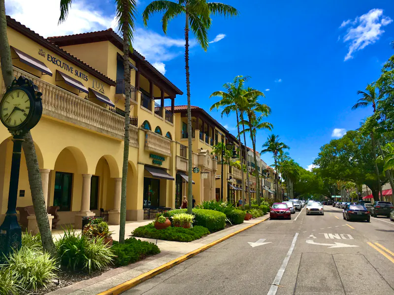 5th Avenue South, Naples in Florida - &copy;JEROME LABOUYRIE - stock.adobe.com