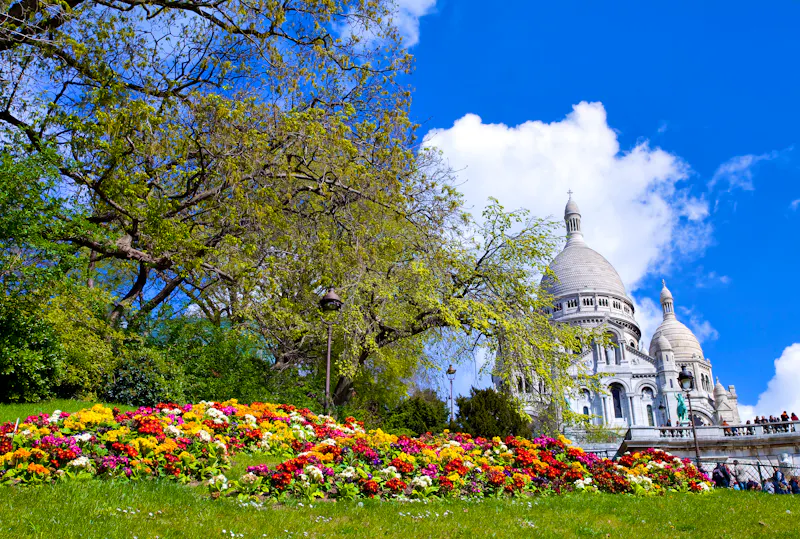 Paris - Viertel Montmartre mit der Basilika Sacre Coeur - &copy;aterrom - stock.adobe.com