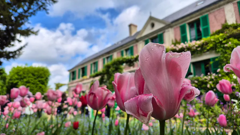 Giverny - Wohnhaus von Claude Monet in seinem Garten - &copy;Sinah Witzig - Eberhardt TRAVEL