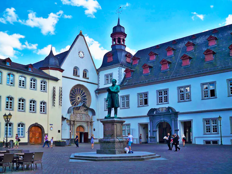 Jesuitenplatz in Koblenz - &copy;Irene Schneider - Eberhardt TRAVEL