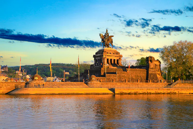 Deutsches Eck in Koblenz - &copy;Ina Meer Sommer - stock.adobe.com