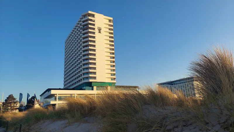 Hotel Neptun in Warnemünde - Außenbild &ndash; &copy;Eberhardt TRAVEL