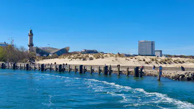 Badeurlaub an der Ostsee &ndash; Hotel Neptun in Warnemünde