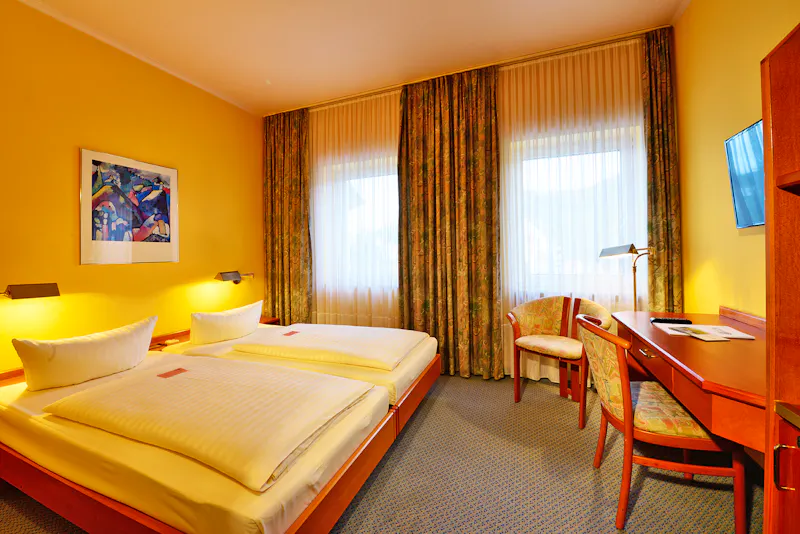 Rheinhotel Vier Jahreszeiten in Bad Breisig - Zimmerbeispiel &ndash; &copy;Dirk Holst DH STUDIO KÖLN - Rheinhotel Vier Jahreszeiten
