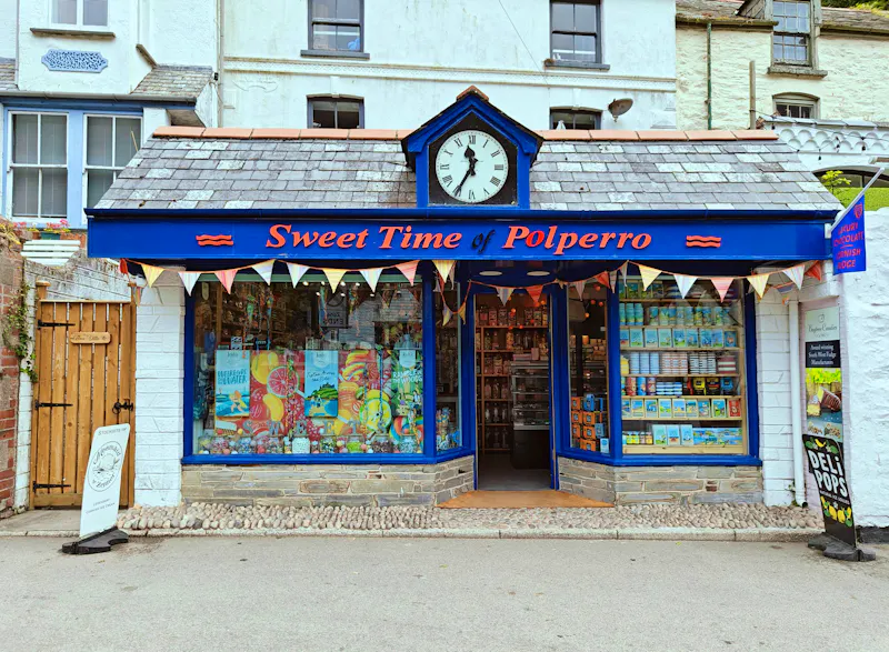 Sweet Treats in Polperro - &copy;Britta Martini-Miles  - Eberhardt TRAVEL