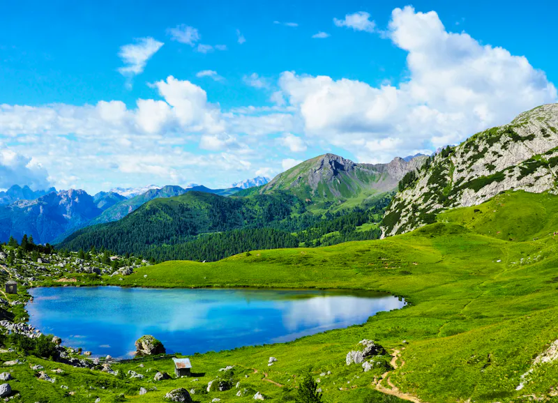 Bergsee am Lagazuoi in den Dolomiten - &copy;Comofoto - stock.adobe.com