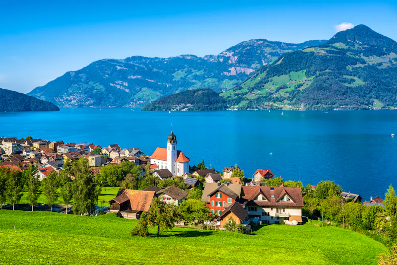Beckenried am Vierwaldstättersee - &copy;Boris Stroujko - stock.adobe.com