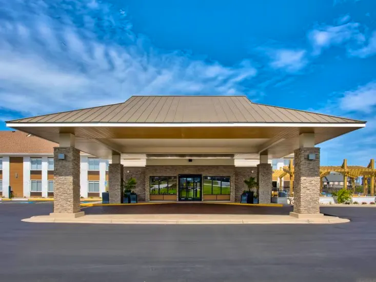 Holiday Inn Express Kitty Hawk - Außenansicht&nbsp;&ndash;&nbsp;&copy;&nbsp;2026 IHG