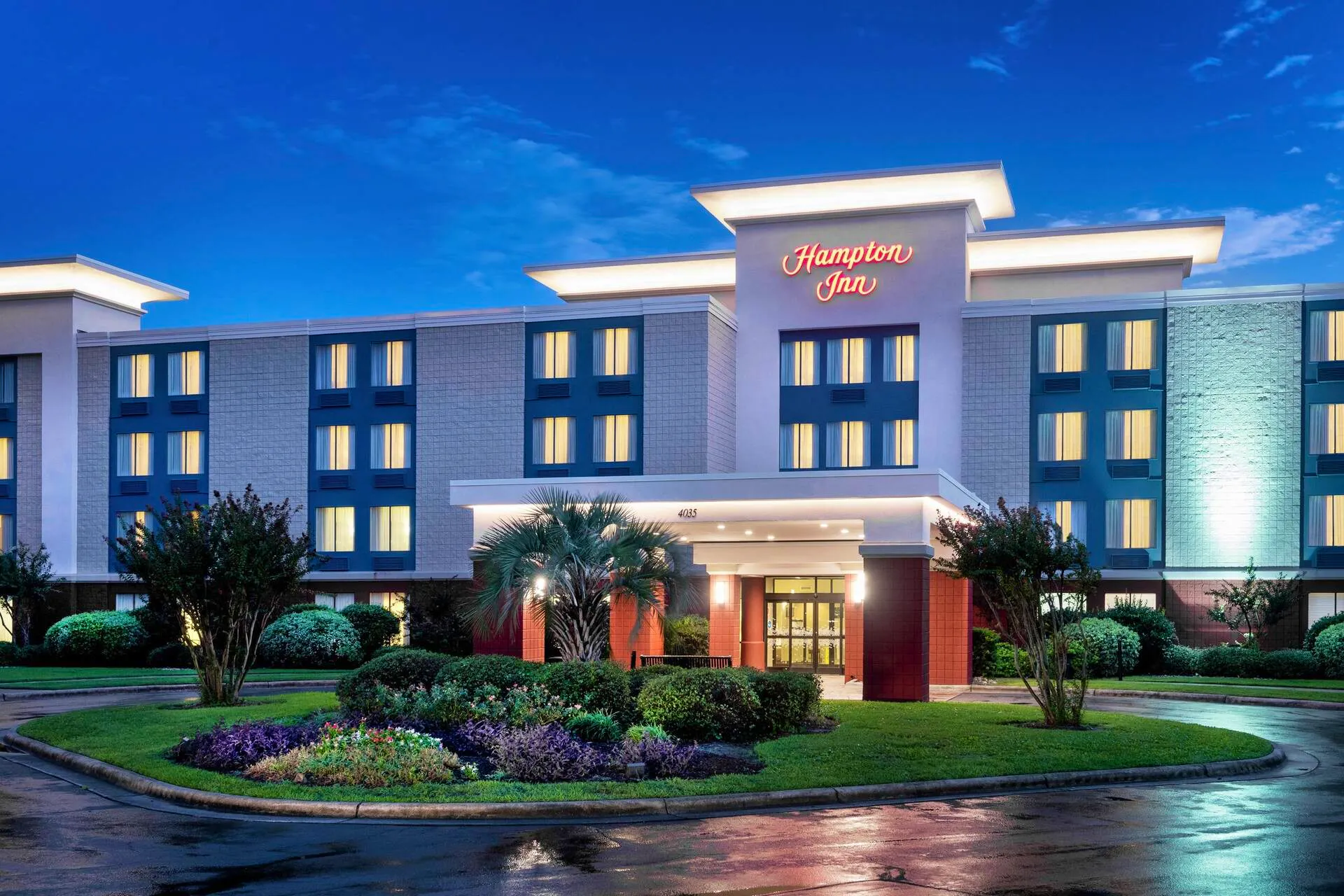Hampton Inn Morehead City - Außenansicht &nbsp;&ndash;&nbsp;&copy;&nbsp;2026 Hilton