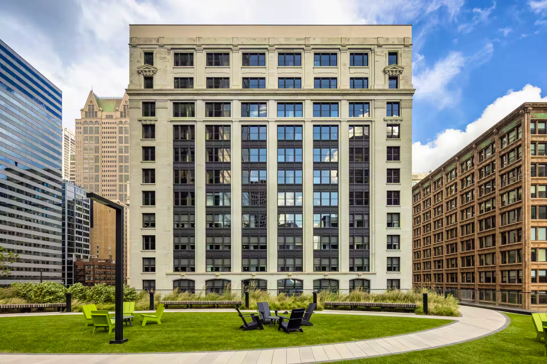 Hilton Garden Inn Chicago Central Loop - Außenansicht&nbsp;&ndash;&nbsp;&copy;&nbsp;2026 Hilton