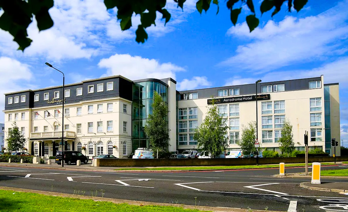 London Croydon Aerodrome Hotel&nbsp;&ndash;&nbsp;&copy;&nbsp;London Croydon Aerodrome Hotel, BW Signature Collection