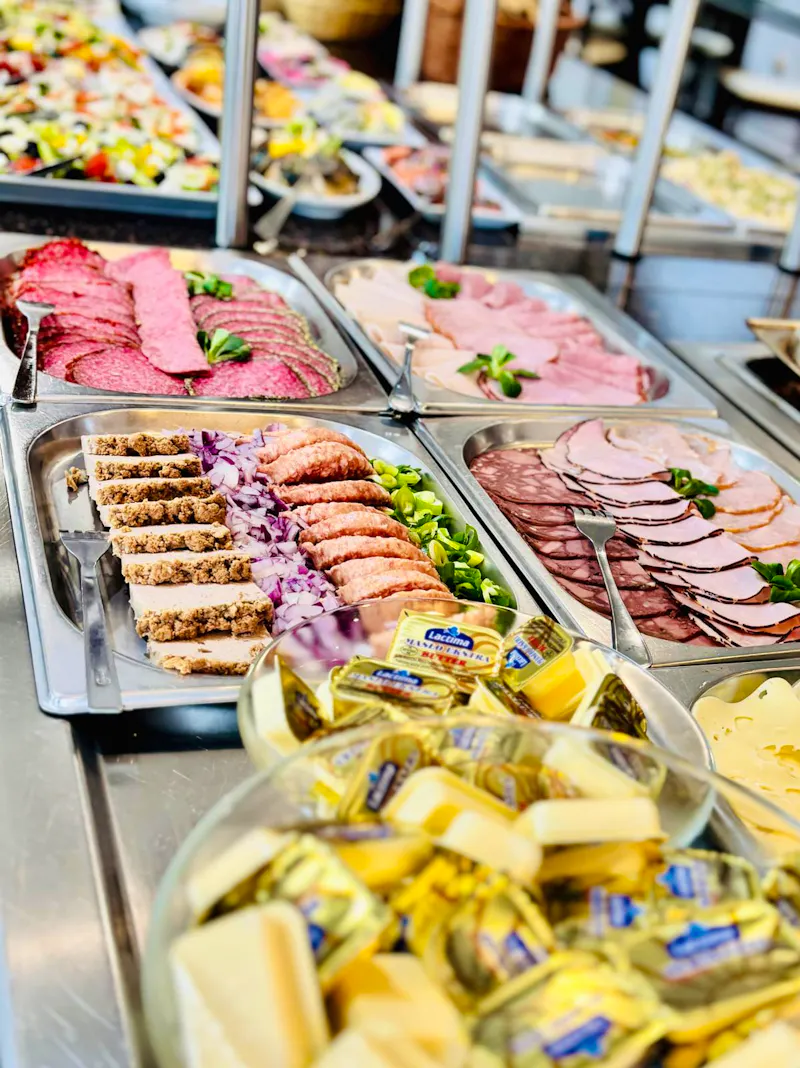 Abendbuffet &ndash; &copy;IdeaSpa Travel
