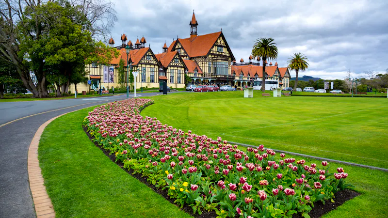 Rotorua mit Government Gardens - &copy;Y Zhang/Wirestock Creators - stock.adobe.com