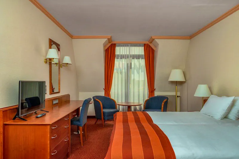 Ensana Hotel Sarvar - Zimmerbeispiel &ndash; &copy;Ensana Hotel Sarvar 