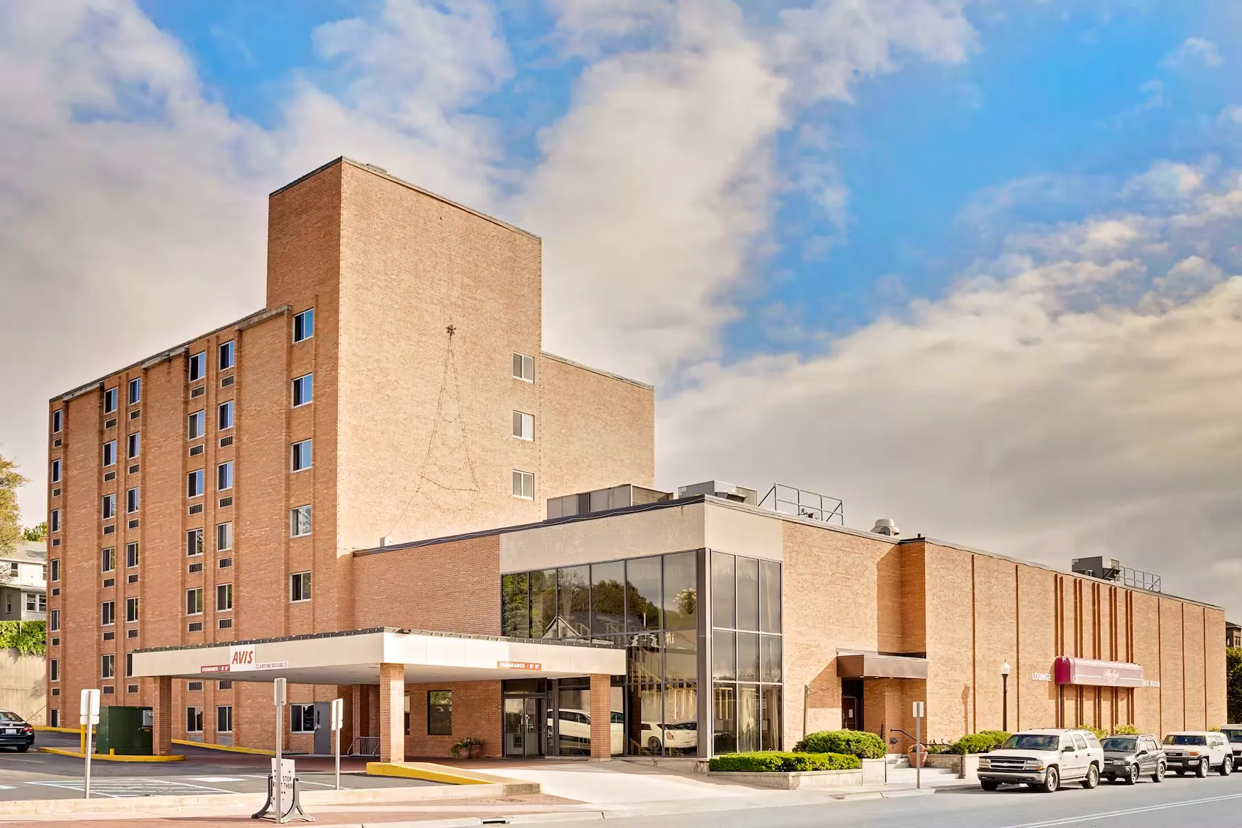 Ramada by Wyndham Marquette - Außenansicht &nbsp;&ndash;&nbsp;&copy;&nbsp;2026 Ramada Worldwide Inc. All rights reserved.
