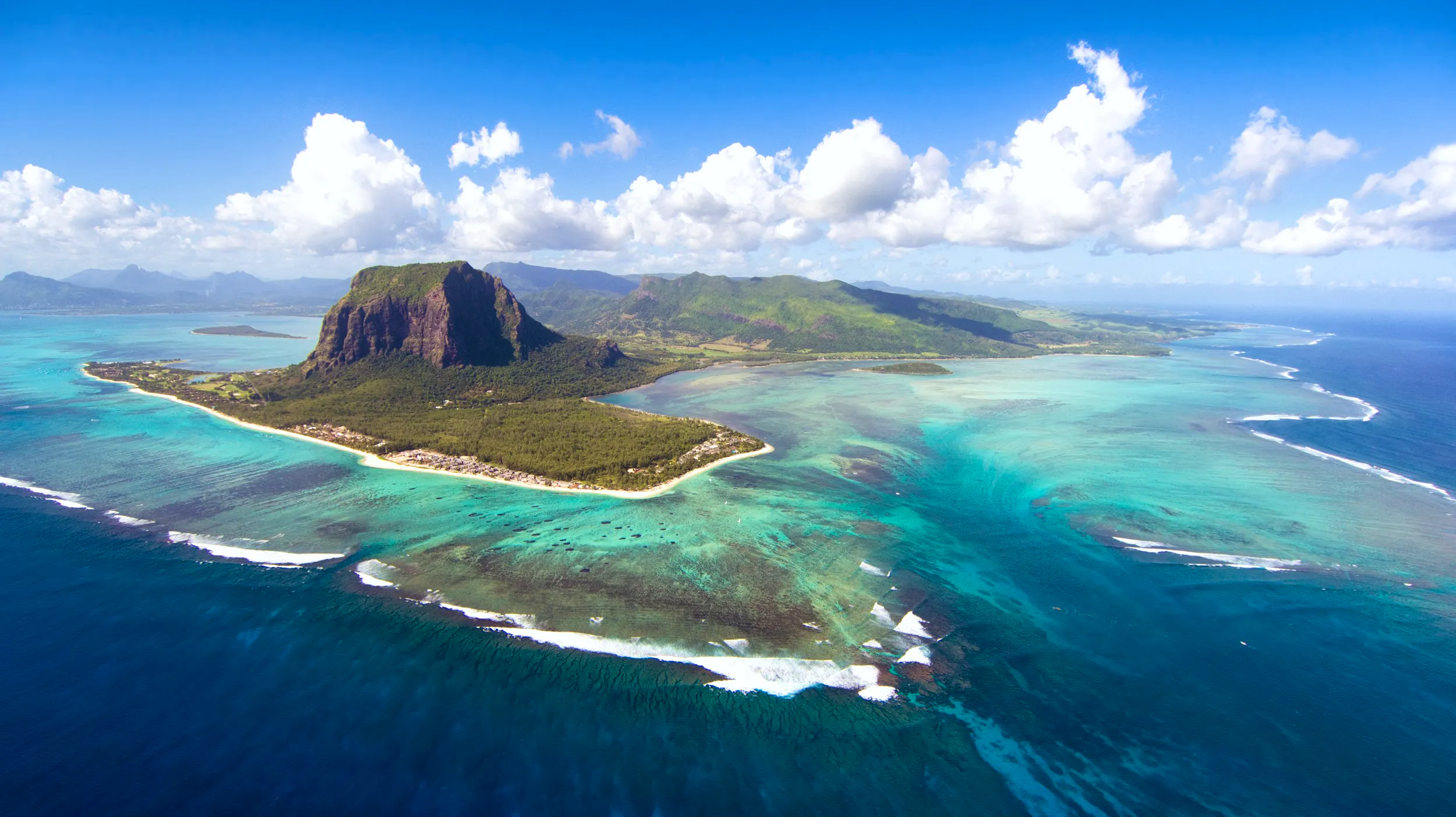 Luftaufnahme Mauritius &ndash; &copy; Sapsiwai - Fotolia