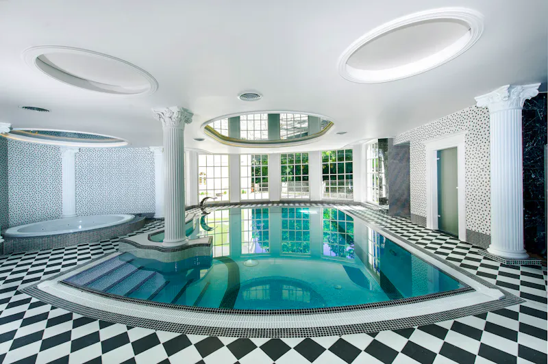 Schwimmbad im Hotel Altes Kurhaus &ndash; &copy;Wieslaw Biernat   fotoplus@poczta.fm