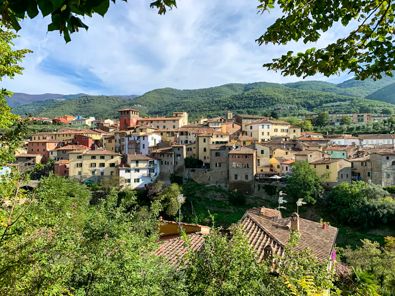 Mittelalterliches Dorf Loro Ciuffenna in der Toskana - &copy;Alla - stock.adobe.com
