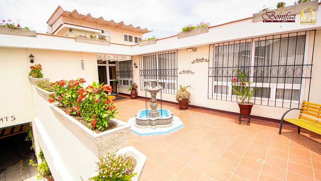 Hotel Pensión Bonifaz - Dachterrasse&nbsp;&ndash;&nbsp;&copy;&nbsp;Hotel Pensión Bonifaz