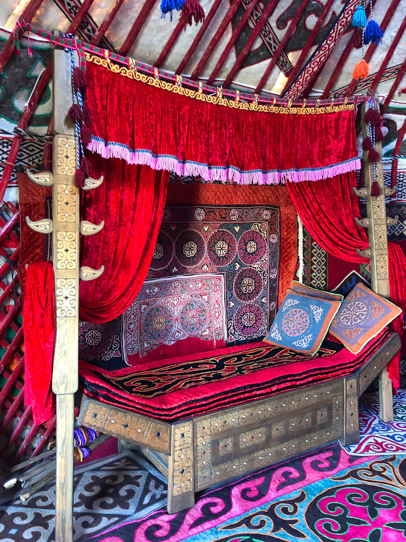 Ethno Nomad Centre - Traditionelle Jurte - &copy;Foto von GLOBAL  AIR DMC 