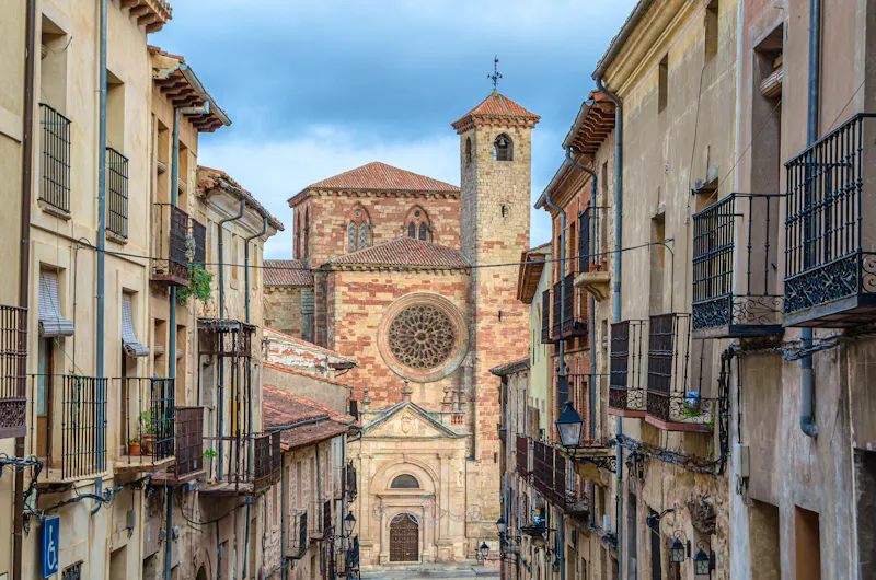 Architektur in der Stadt Siguenza - &copy;vli86 - stock.adobe.com